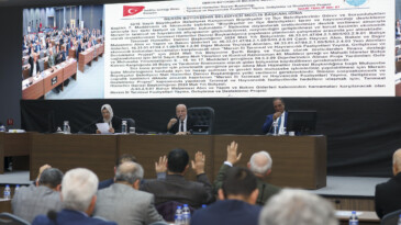 Büyükşehir’in 2024 yılı ilk meclis toplantısı yapıldı