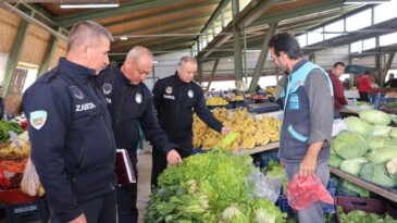 Silifke zabıtası yılbaşı denetiminde