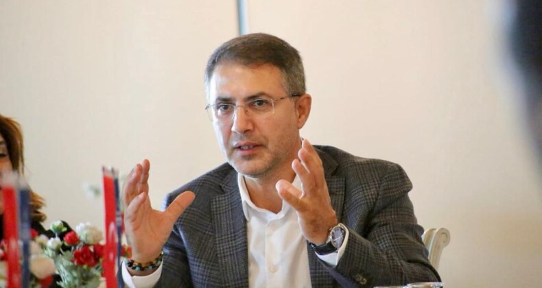 “TÜRSAB başkanı koltuğunu koruma derdinde”