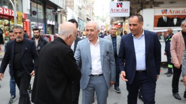 “MAKAMIMIZDA OTURMADIK, HİZMET YAPTIK”