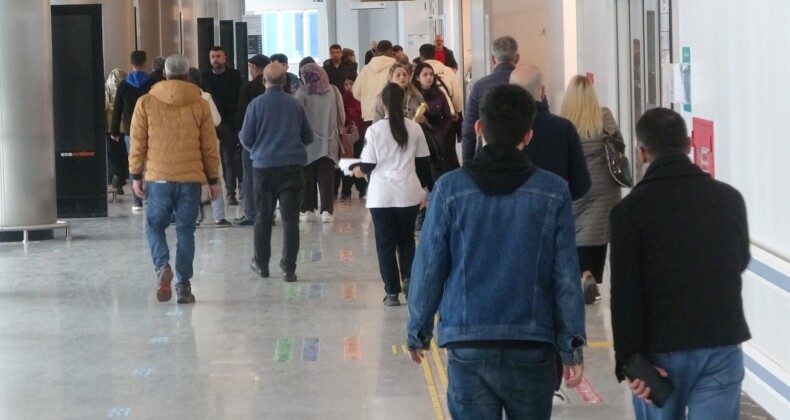 Depremin yükünü şehir hastaneleri kaldırdı