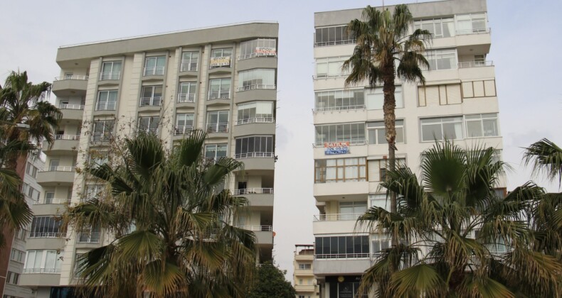 “Yabancılar bir an önce mülklerini satıp gitmek istiyor”