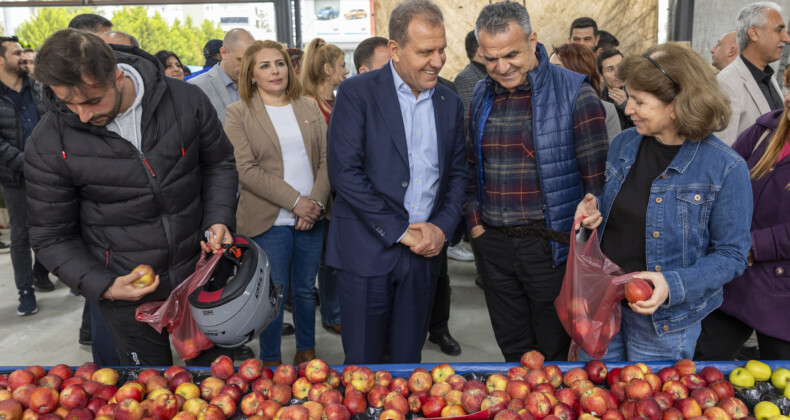 Çiftlikköy halkından Seçer’e yoğun ilgi
