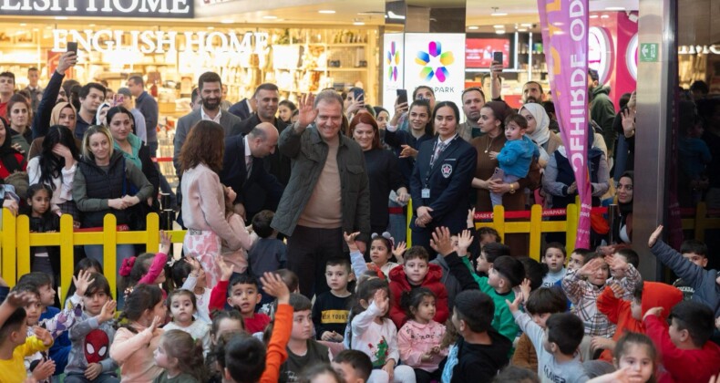 Başkan Seçer, Sayapark AVM’yi ziyaret etti
