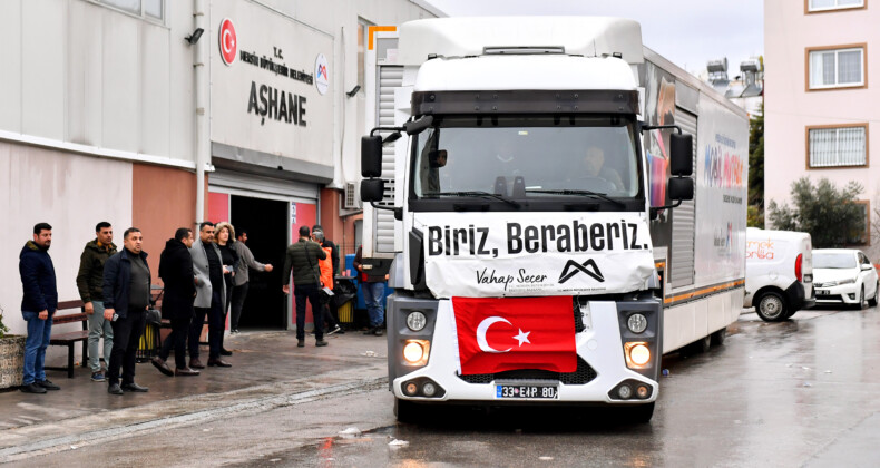 Büyükşehir ilk günden beri depremzedelerin yanında