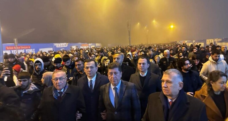 Başkan Özyiğit, “Sessiz Yürüyüş”e katıldı