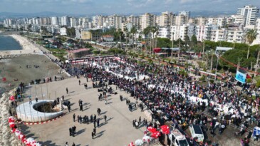 4. Geleneksel Kar Şenliğine binlerce kişi akın etti