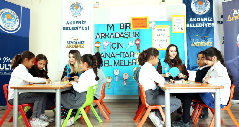 ‘Akran zorbalığı’na karşı farkındalık etkinliği