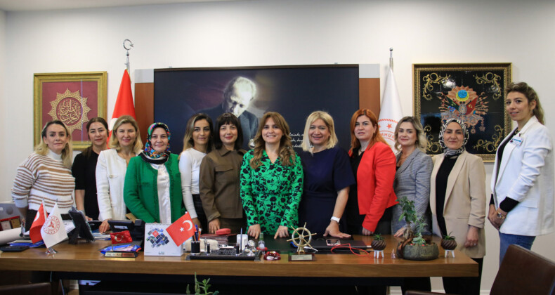Mersin’in sağlığı kadınlara emanet