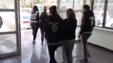Kuyumcuyu soyan hırsızlar yakalandı