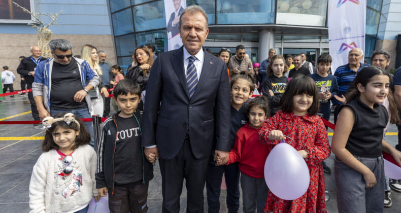 Gençlerin ilk oyu Seçer’e