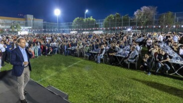 Başkan Seçer, büyük ailesi ile iftarda bayramlaştı
