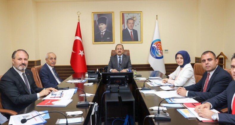 “49 okulumuzdan 44’ünün inşaatını bu yıl içerisinde tamamlamayı planlıyoruz”