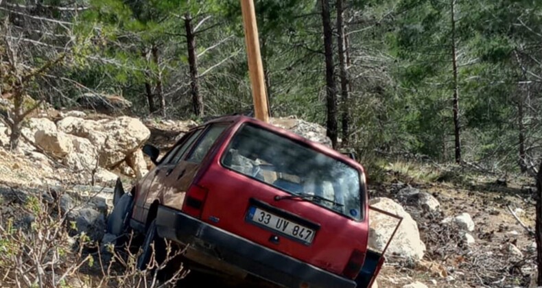 Cenazeye giderken kaza geçirip öldü