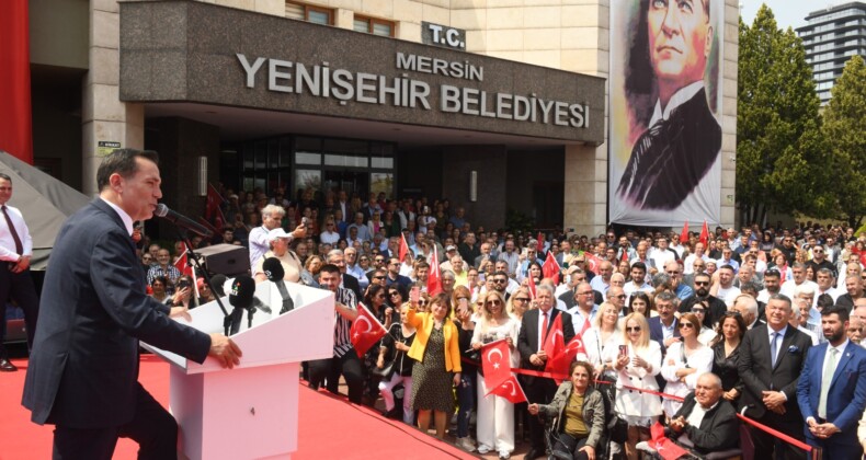 Başkan Abdullah Özyiğit, mazbatasını aldı