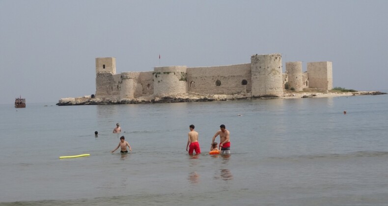 Sakinliği sevenler için Kızkalesi’nin en güzel zamanı