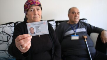 Okul müdürü ve oğlu otobüste darp etmişti:  O yaşlı adam hayatını kaybetti