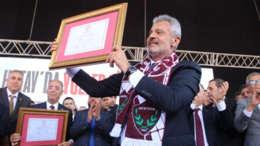 Başkan Öntürk’den Hataysporlu futbolculara prim sözü