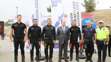 Motosikletli trafik polis timleri sertifikalarını aldı