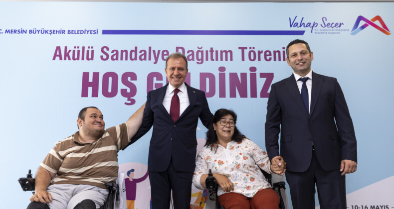 Başkan Seçer, Akülü Sandalye Dağıtım Töreni’ne katıldı