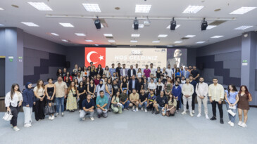 “Öğrencilerin yanındayız”