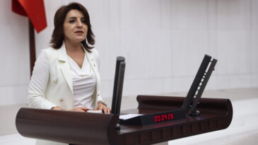 “Şimşek tasarruf diyor, çevre bakanı gökdelen kiralıyor”