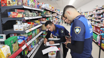 Akdeniz zabıtası zincir marketleri denetledi