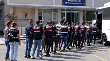 Mersin’de terör örgütü PKK’ya operasyon: 12 gözaltı