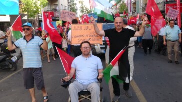 Mersin’de Filistin’e destek, İsrail’e tepki yürüyüşü
