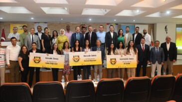 Başkan Özyiğit, Fikir Otobüsü Yarışması’nın jüri üyeliğini yaptı