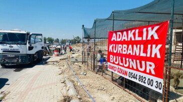 Akdeniz’de kurban kesim ve satış yerleri hazır