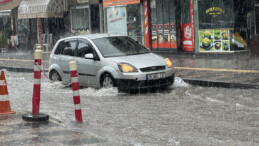 Mersin’de yaz yağmuru etkili oldu