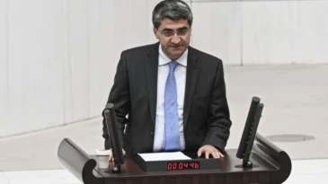 Ekmen: “İktidar, Emekliler Yerine Tefecileri Tercih Etti”