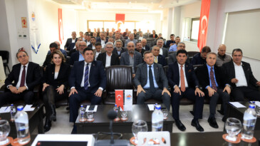 Vali Pehlivan, MTSO Meclisi Toplantısında İş Dünyasıyla Bir Araya Geldi
