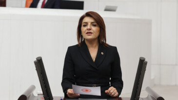 “Suçlular dışarıda, hak arayanlar cezaevinde”