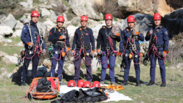 Mersin İtfaiyesi Doğada Eğitim Yaptı
