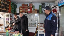 Akdeniz’de Okul Kantinlerini Denetledi