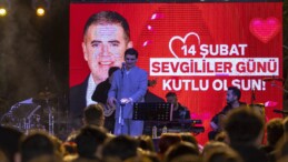 Mezitli’de Sevgililer Günü Coşkuyla Kutlandı