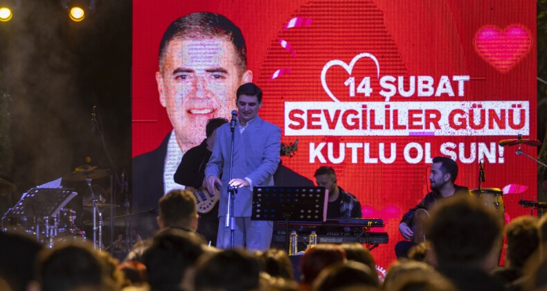 Mezitli’de Sevgililer Günü Coşkuyla Kutlandı
