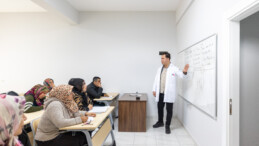 Tarsus’ta Okuma-Yazma Kursuna Yoğun İlgi!