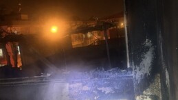 Mersin Tarsus’ta Evde Çıkan Yangın Söndürüldü