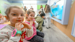 Minikler Eğlenerek Öğreniyor: Mercan 100. Yıl İklim ve Çevre Bilim Merkezi’nde Atölye Keyfi