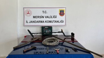Mersin’de Define Ararken Suçüstü Yakalanan Kişi Tutuklandı