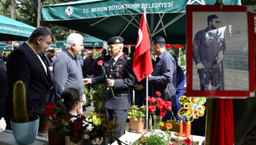 Mersin’de Şehitler Unutulmadı