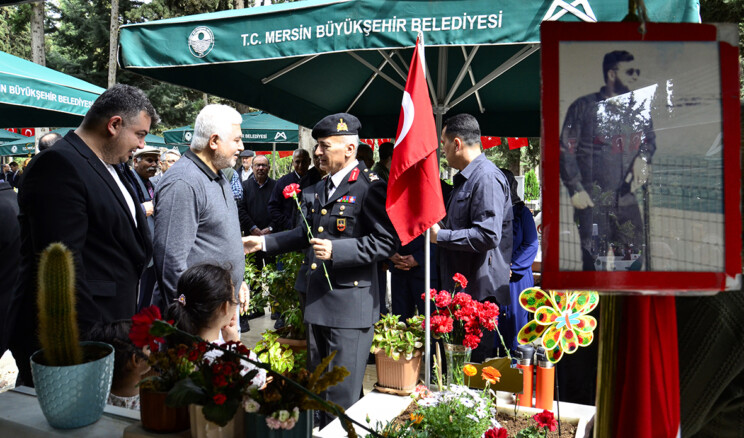 Mersin’de Şehitler Unutulmadı