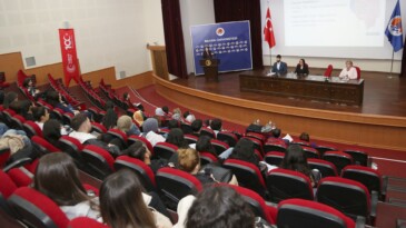 MEÜ’de ‘Teknoloji Bağımlılığı’ Paneli!