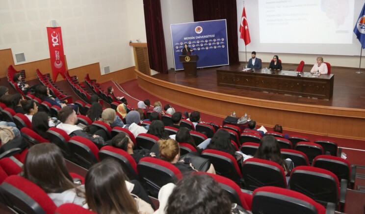 MEÜ’de ‘Teknoloji Bağımlılığı’ Paneli!