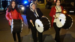 Mersin’de Kadın Davulcular, Manilerle Sahura Uyardı