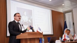 Denizcilikte Yapay Zeka ve Dijitalleşme Paneli Düzenlendi