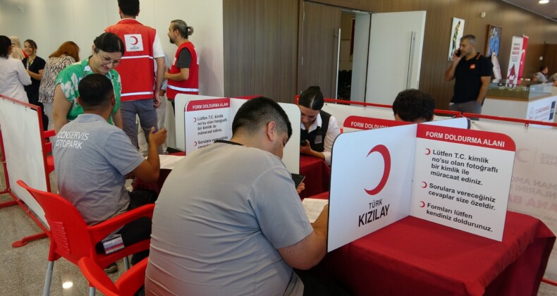 Mersin’de sağlık personeli kök hücre bağışı için sıraya girdi